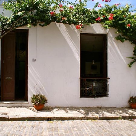Estudio Taller De Tejas Colonia B&B コロニア・デル・サクラメント エクステリア 写真